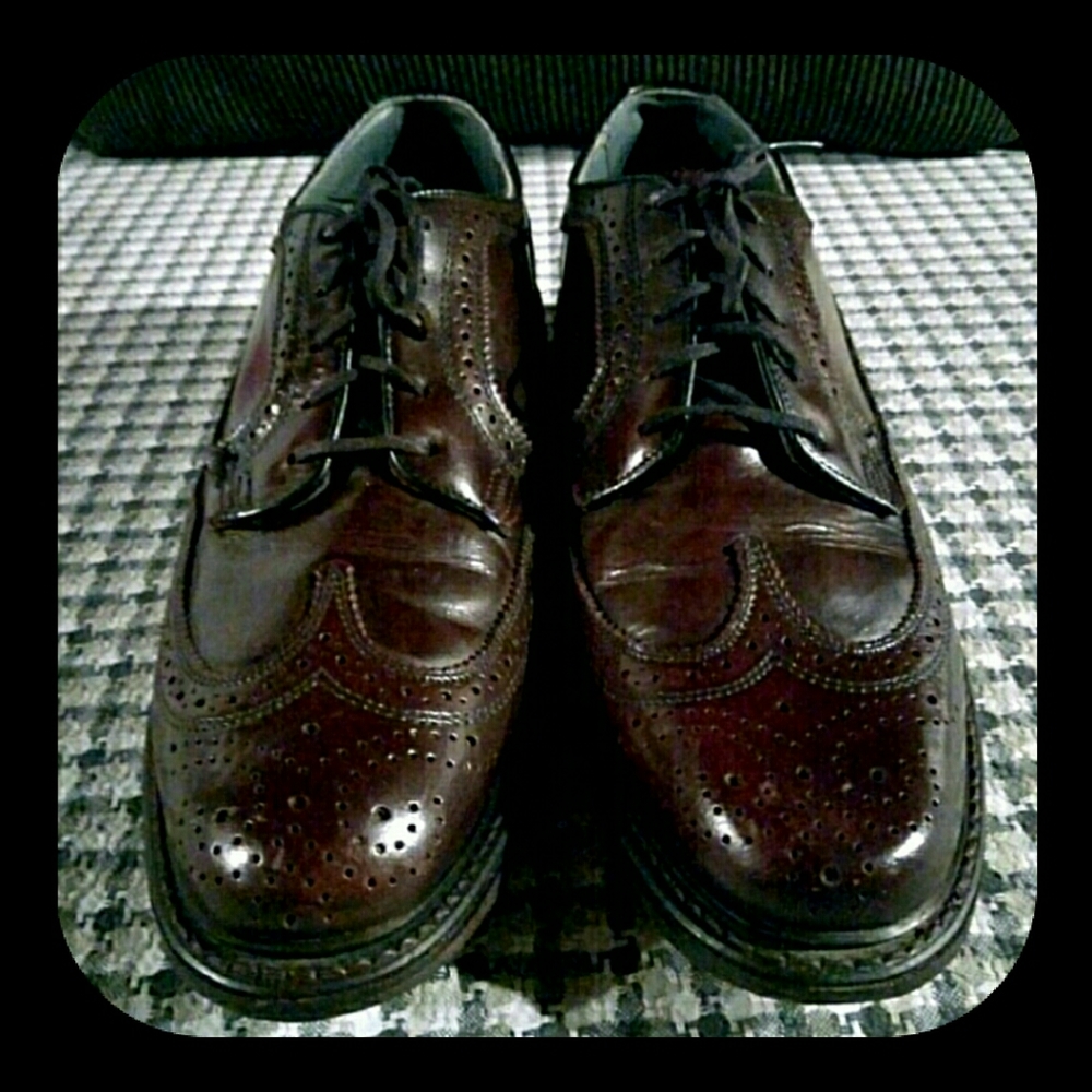 Men Classic Shoes by Biltrite Size 10.5D